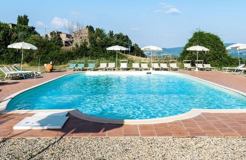 San Macario In Monte Villa | Nice apartment in villa with pool, WIFI, TV, patio, pets allowed, panoramic view and parking