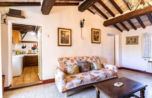 Castell'Anselmo Apartment | Nice apartment in Castel'Anselmo