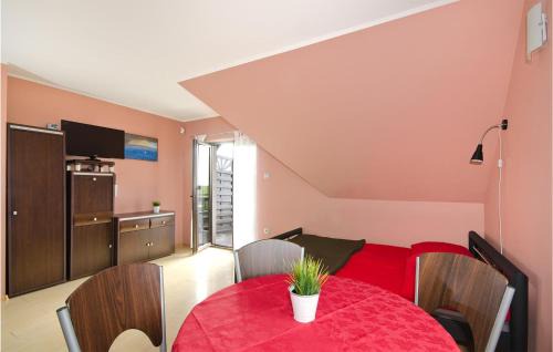 Darlowo Apartment | Nice Apartment In Darlowo With Kitchen