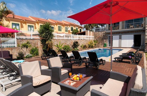 Sonnenland House | Nice apartment in villa for 8 people with private pool, WIFI, TV and patio