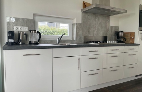 Wemeldinge House | Nice apartment in villa for 4 people with WIFI, TV, terrace, panoramic view and parking