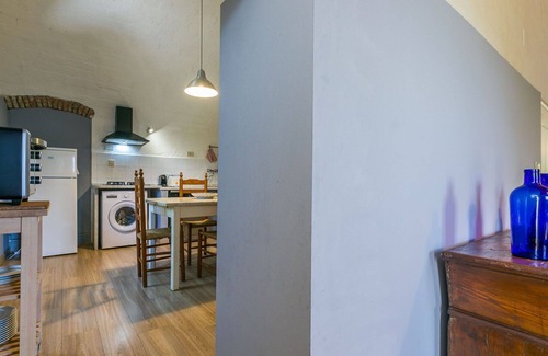 Lorenzana Villa | Nice apartment in villa for 4 guests with WIFI, pool and pets allowed