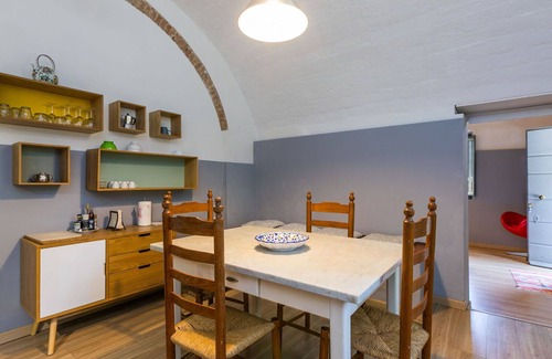 Lorenzana Villa | Nice apartment in villa for 4 guests with WIFI, pool and pets allowed