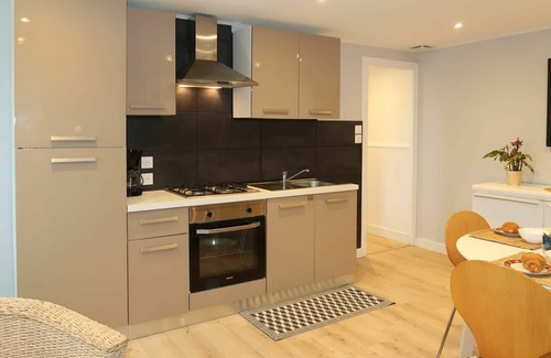 Plozevet Villa | Nice apartment in villa for 4 people with WIFI