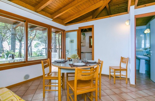 Grado House | Nice apartment in villa for 6 guests with pool, WIFI, terrace and pets allowed