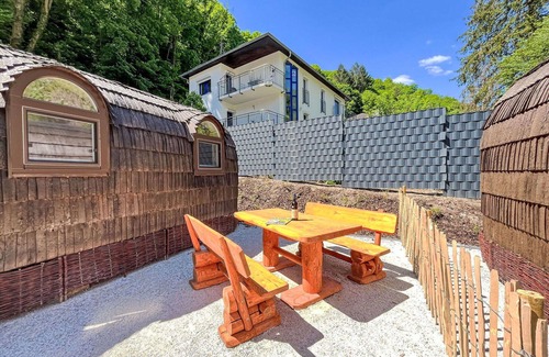 Boppard House | Nice apartment in villa for 2 guests with terrace and pets allowed