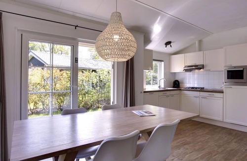 Municipality of Dalfsen House | Nice apartment in villa for 4 people with WIFI, pool, TV and terrace
