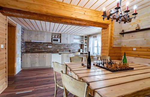 Rokytnice nad Jizerou Villa | Nice apartment in villa for 24 guests with WIFI, TV, patio, pets allowed and panoramic view