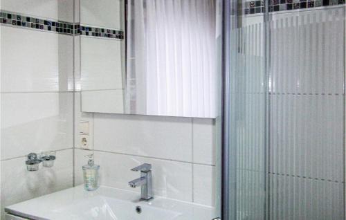 Emsetal Apartment | Nice Apartment In Waltershausenfischb