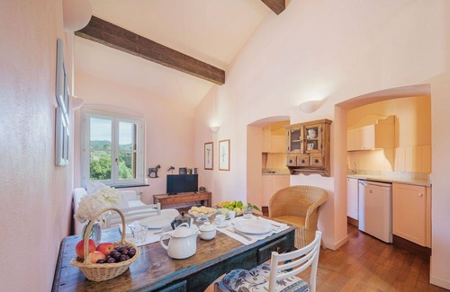 Santo Stefano del Ponte Villa | Nice apartment in villa for 4 people with WIFI, TV and pets allowed