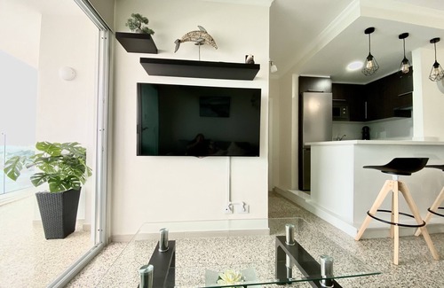 La Garita Apartment | Nice apartment on the beach with a large terrace facing the sea