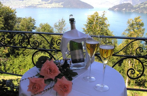 Emmetten Apartment | Nice apartment with free view on Lake Lucern and the mountains