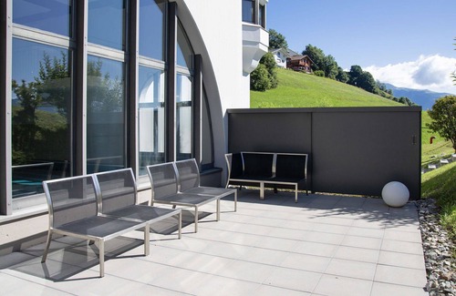 Falera Apartment | Nice apartment with WIFI, pool, TV, balcony, pets allowed, panoramic view and parking