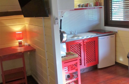 Sainte-Anne Cottage | nice bungalow, 5 minutes from the beaches, at l'Escale Tropicale