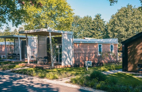 Kaatsheuvel Ski Chalet | Nice chalet with airco near Efteling