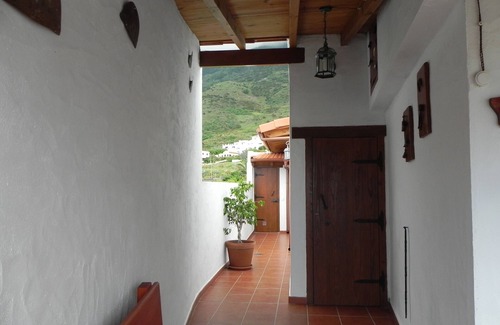 Tigaday Cottage | Nice country house with terrace, sea and mountains views