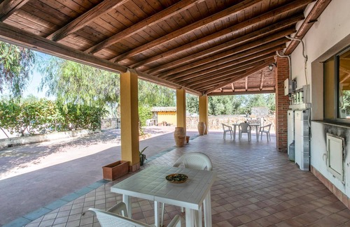 Belpasso House | Nice home in Belpasso