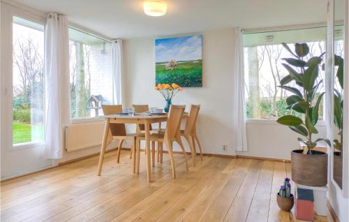 Brouwershaven House | Nice Home In Brouwershaven With Wifi