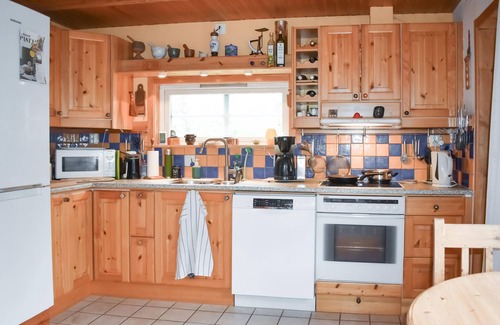 Fjalkinge House | Nice home in Fjälkinge with kitchen