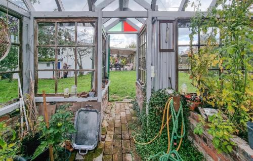 Harryda Municipality House | Nice Home In Härryda With Wifi