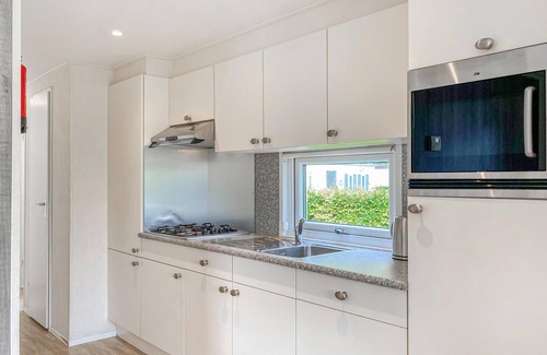 Heinkenszand House | Nice home in Heinkenszand with WiFi