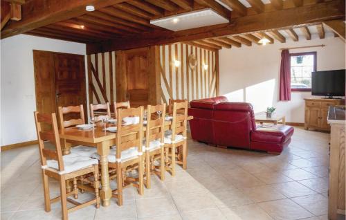 La Croupte House | Nice Home In La Croupte With Wifi