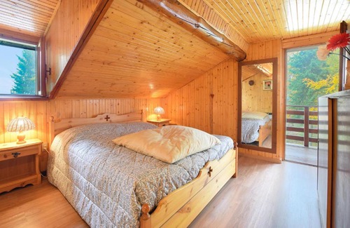 Lamon House | Nice home in Lamon (BL) w/ 3 Bedrooms