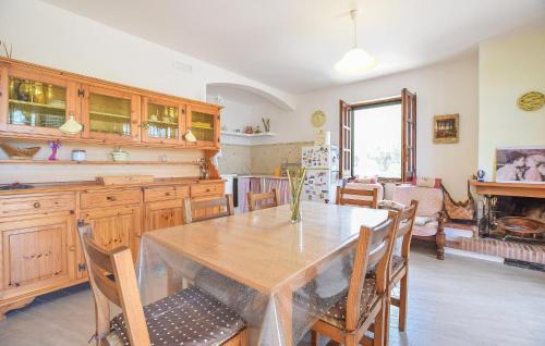 Perdifumo House | Nice Home In Perdifumo