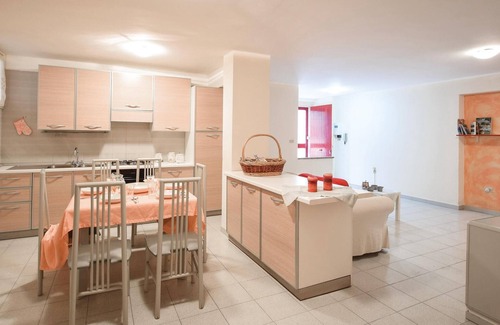 Praia a Mare House | Nice home in Praia a Mare with kitchen