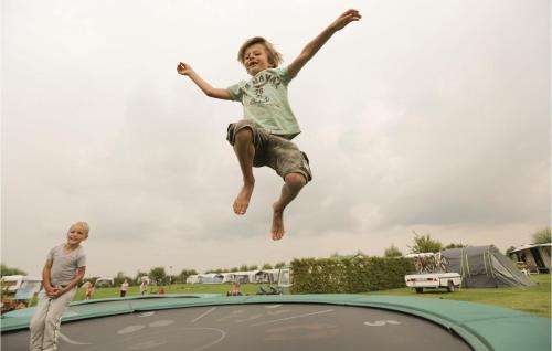 Retranchement House | Nice Home In Retranchement With Wifi