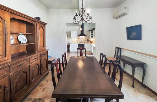 Saint-Chinian House | Nice home in Saint-Chinian with WiFi