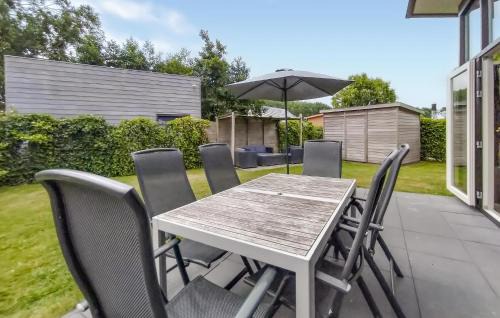 Sint-Annaland House | Nice Home In Sint-Annaland With Sauna