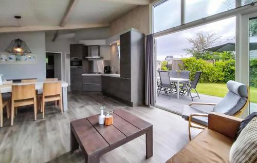 Sint-Annaland House | Nice Home In Sint-Annaland With Sauna