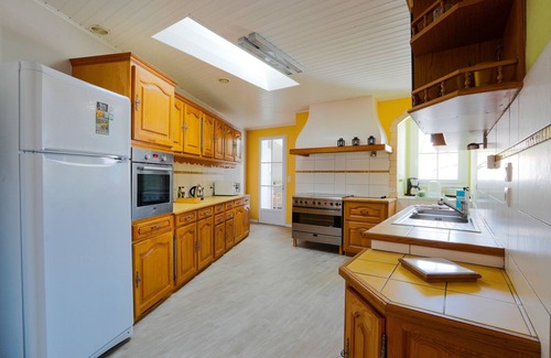 Le Bois-Plage-en-Re Ski Chalet | Nice house for 10 people