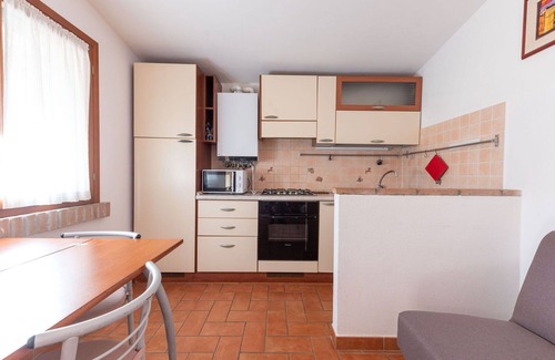 Castiglione della Pescaia Villa | Nice apartment in villa for 3 guests with A/C, WIFI and terrace