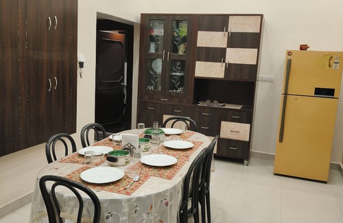 Civil Lines House | Nice place to spend time and soak in the local culture and cuisine