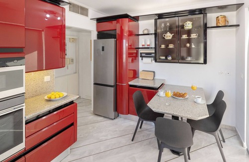 Palaio Faliro Apartment | Νice Sea View Elegant Apartment in Marina Floisvos