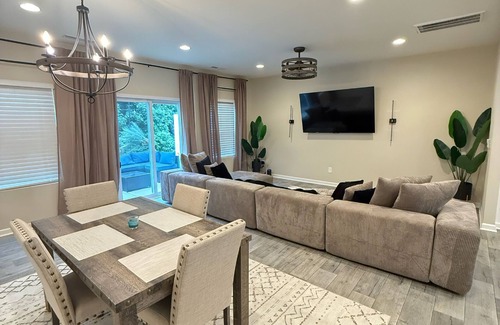 Harwood Lane House | Nice townhome very comfy in charming Charlotte