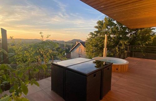 Beaumenil House | Nid douillet et moderne