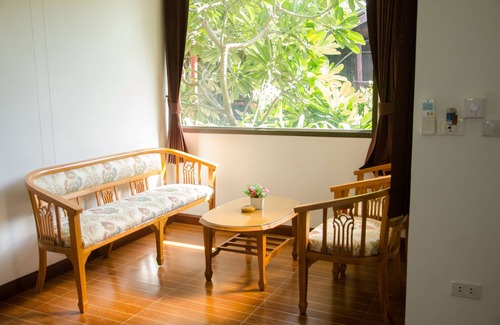 Bophut Bed & Breakfast | Nid's Bungalows