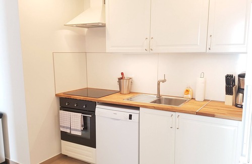 West Berlin Centre Apartment | NIEB City Apartment Kurfürstendamm - 3 bedrooms 3 bathrooms