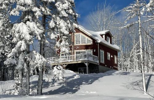 Saint-Joachim Ski Chalet | Night Sky Cottage