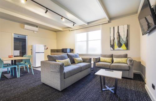 Moorabbin Hotel | Nightcap at Sandbelt Hotel