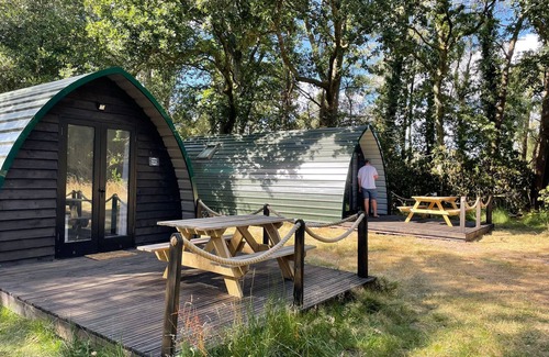 Holworth Cabin | Nightjar Cabin at Cloudshill Glade