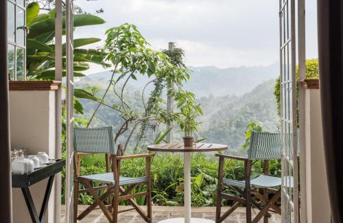 Demodera Hotel | Nine Skies