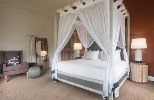 Demodera Hotel | Nine Skies