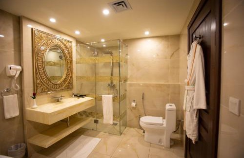 Gulberg Hotel | Nine Tree Luxury Hotel & Suites Lahore