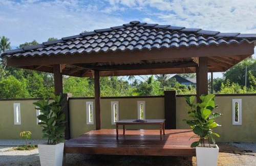 Kampung Pulau Salim House | Nipah Homestay Kuala Besut