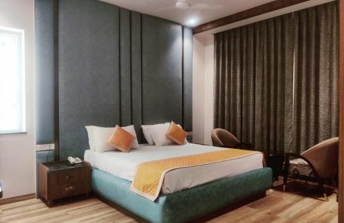 Gaya Hotel | Nirvana Grand Hotel & Resort
