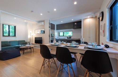 Niseko House | Niseko Town, Toyosato A near Hirafu, Niseko village and 30' Risutsu